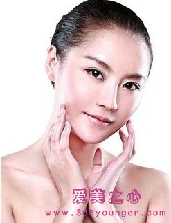 美妆前如何使用护肤品