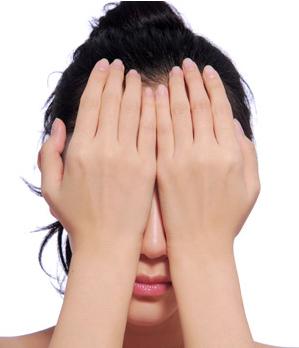 爱美之心-去黑眼圈按摩STEP1