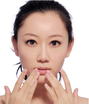 爱美之心-丰唇按摩STEP2